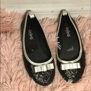 Black Sparkly Flats